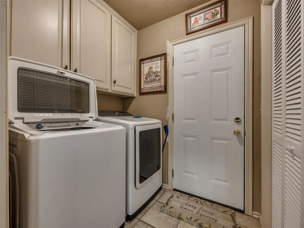 Photo 34 — 7104 N Lakeway Drive, Warr Acres, OK 73132