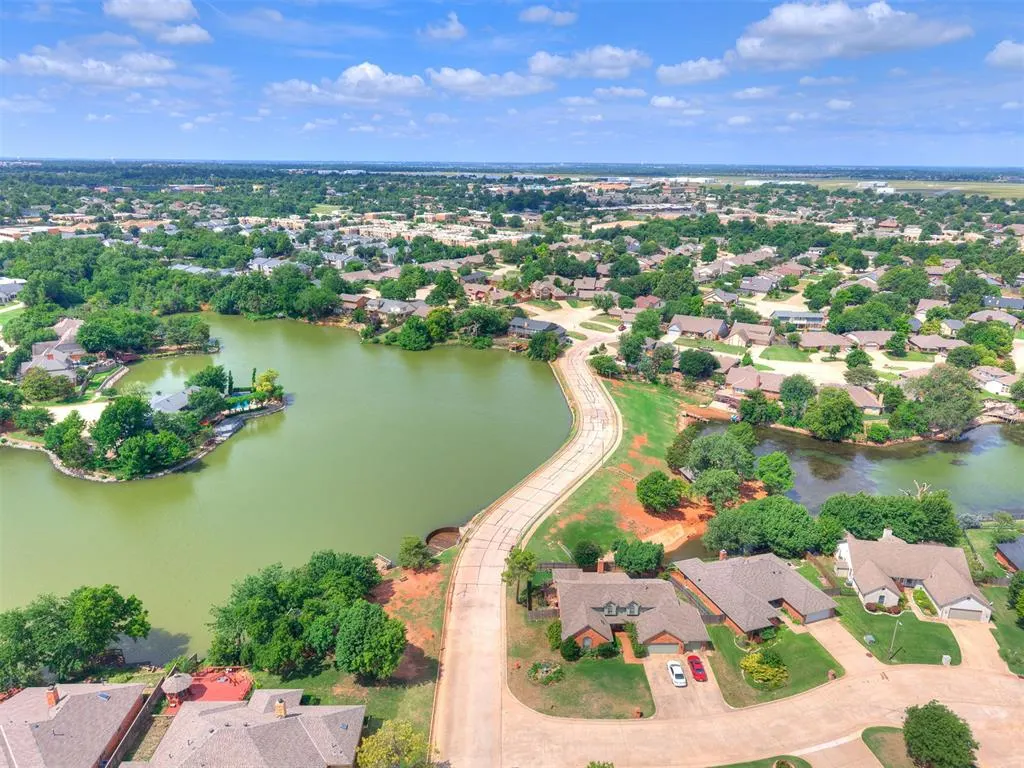 Photo 42 — 7104 N Lakeway Drive, Warr Acres, OK 73132