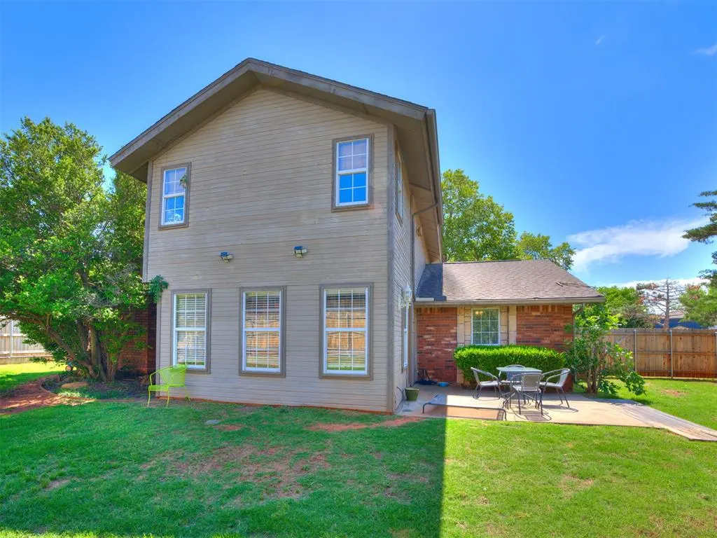 Photo 36 — 7104 N Lakeway Drive, Warr Acres, OK 73132