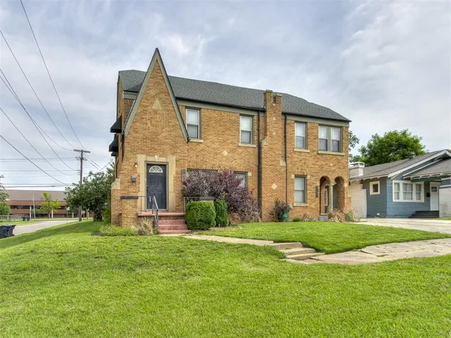 Photo 7 — 1729 NW 22nd Street, Oklahoma City, OK 73106