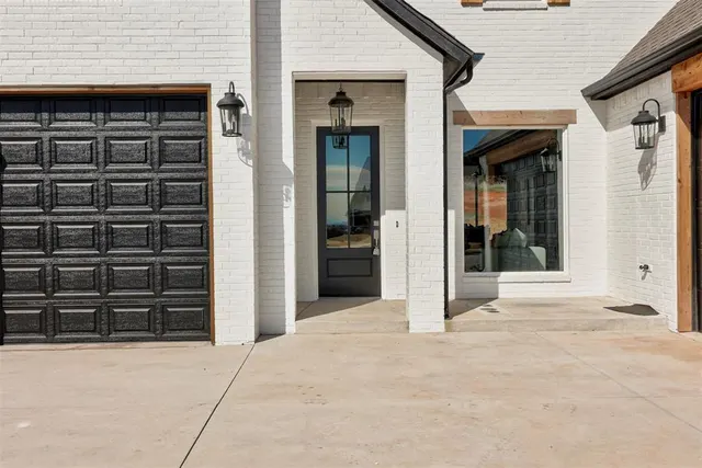 Photo 3 — 7901 Behr Drive, Edmond, OK 73034