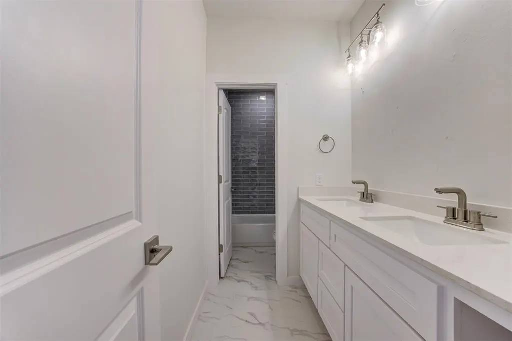 Photo 35 — 7901 Behr Drive, Edmond, OK 73034