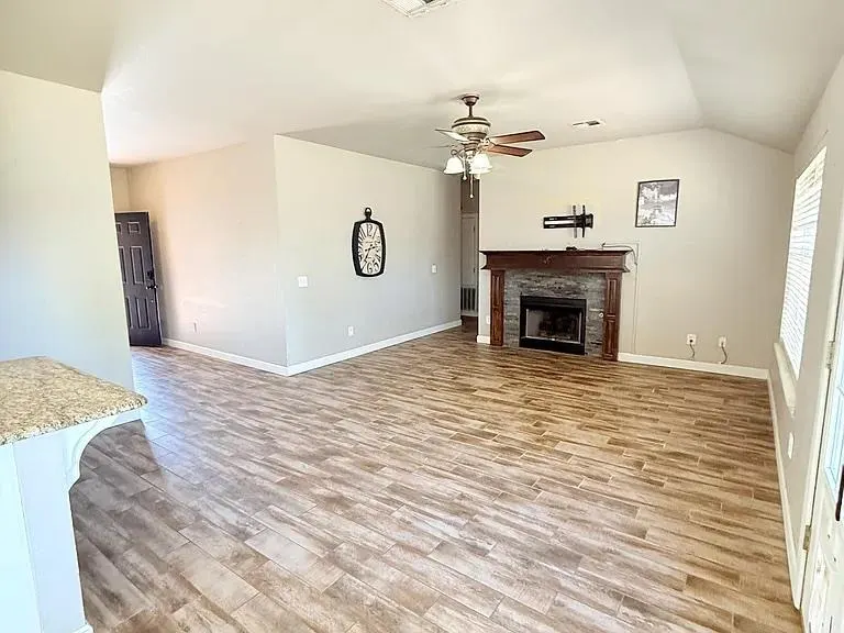 Photo 8 — 1801 Brittany Lane, Edmond, OK 73003