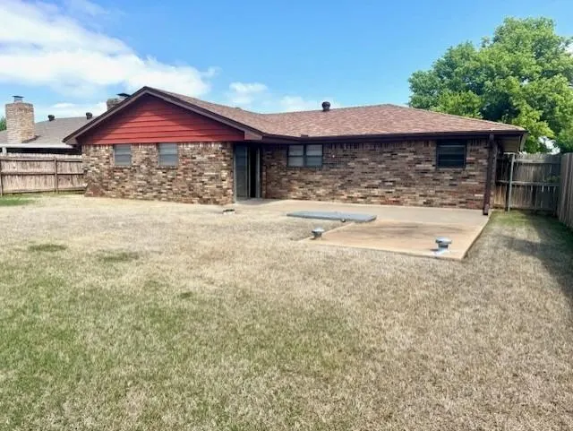 Photo 9 — 2324 SW 92nd Street, Oklahoma City, OK 73159