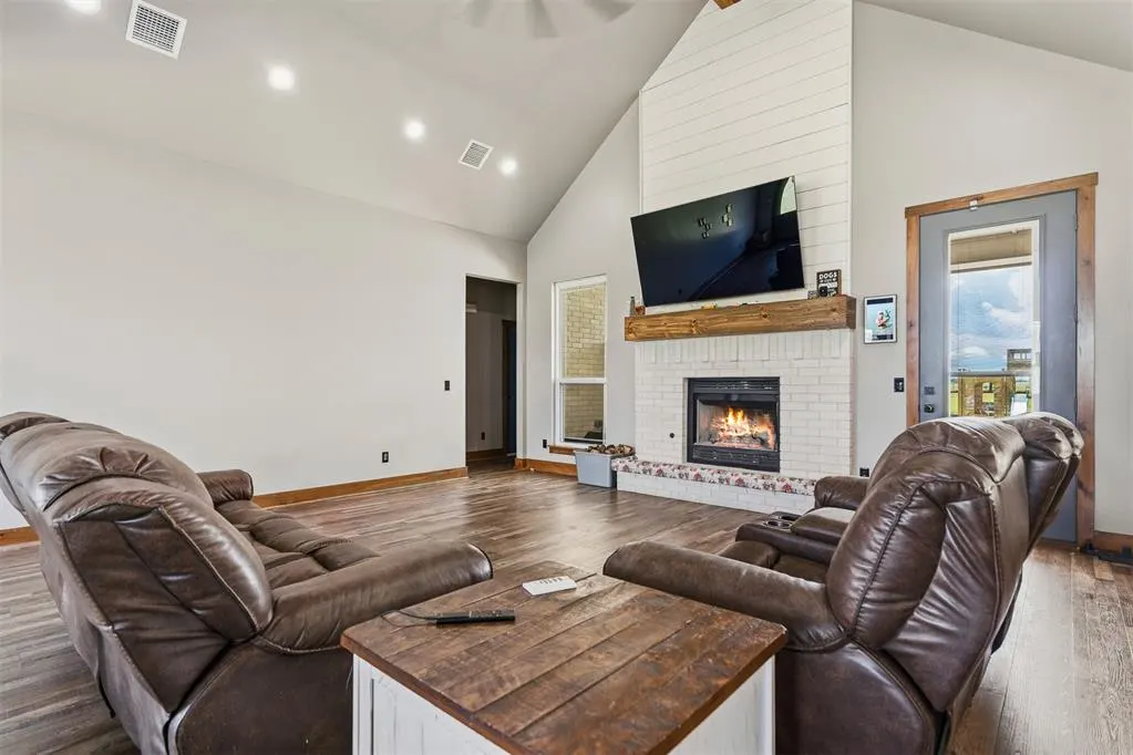 Photo 7 — 24796 E County Road 1580, Elmore City, OK 73433