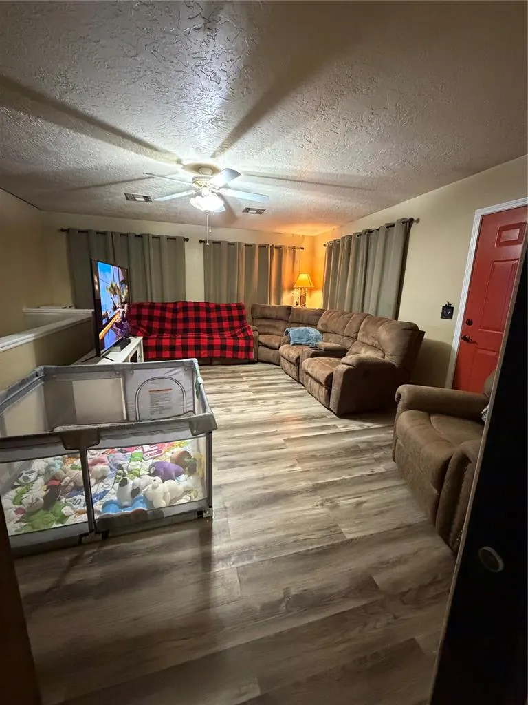 Photo 3 — 630 Town East 1st Street, Carnegie, OK 73015