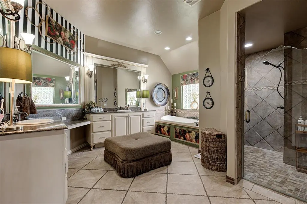 Photo 18 — 18299 Carlton Way, Edmond, OK 73012