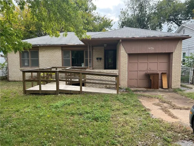 Front exterior — 1406 NW Irwin Avenue, Lawton, OK 73507