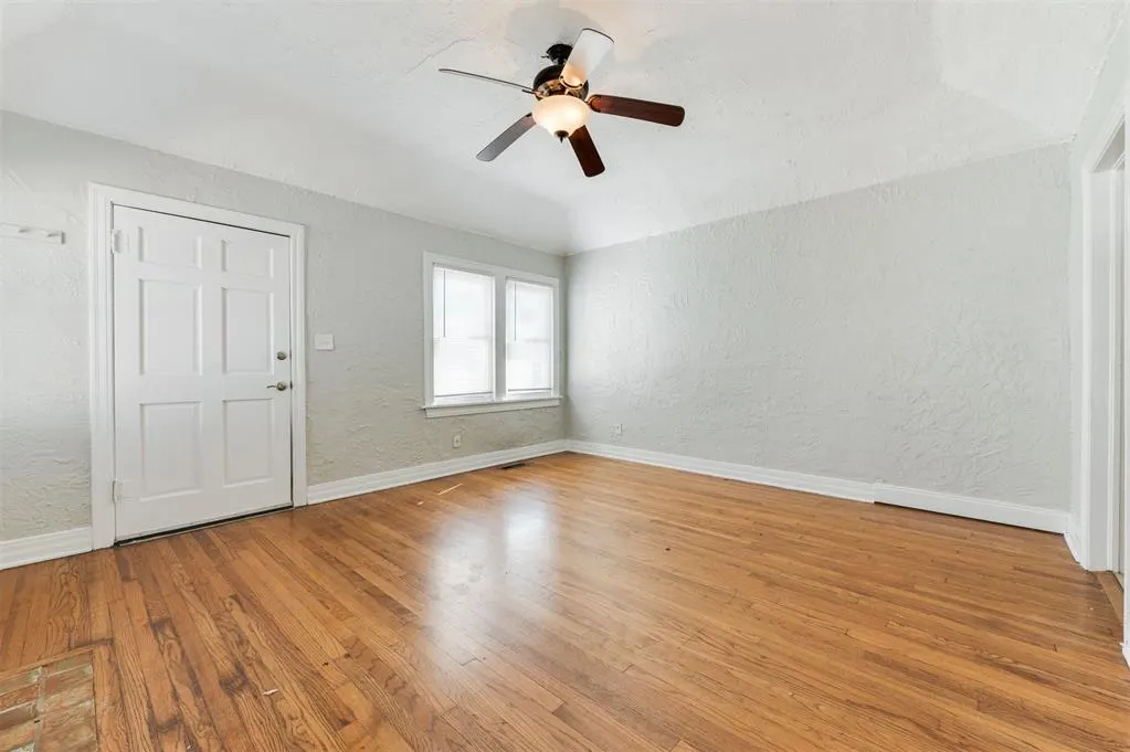 Photo 3 — 2833 NW 22nd Street, Oklahoma City, OK 73107