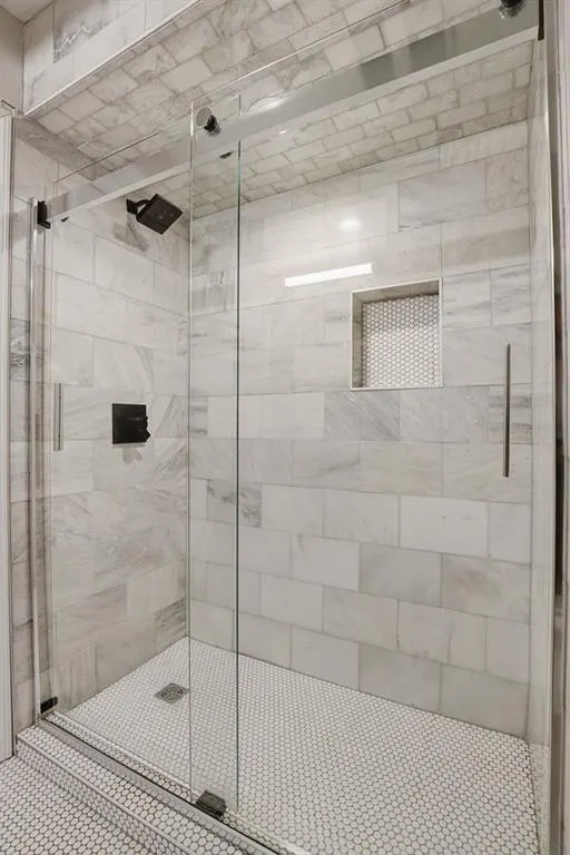 Photo 12 — 915 NW 7 Street 206, Oklahoma City, OK 73106
