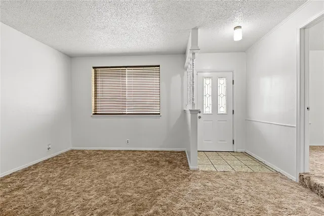 Photo 4 — 2221 W Modelle Avenue, Clinton, OK 73601