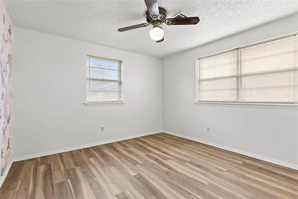 Photo 15 — 2221 W Modelle Avenue, Clinton, OK 73601