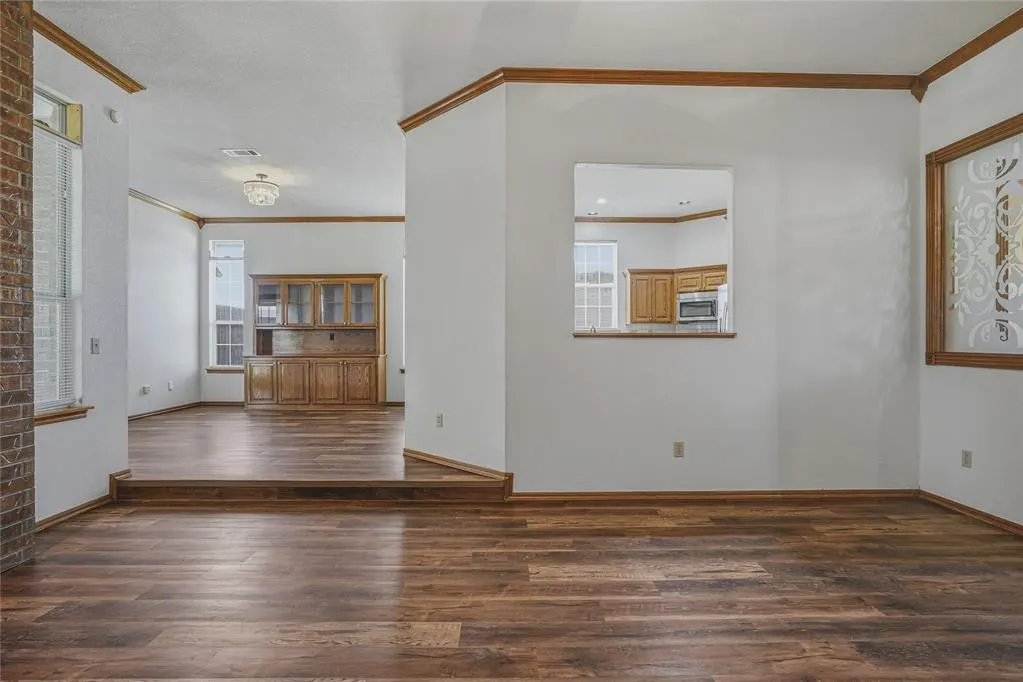 Photo 7 — 8316 Megan Drive, Oklahoma City, OK 73135
