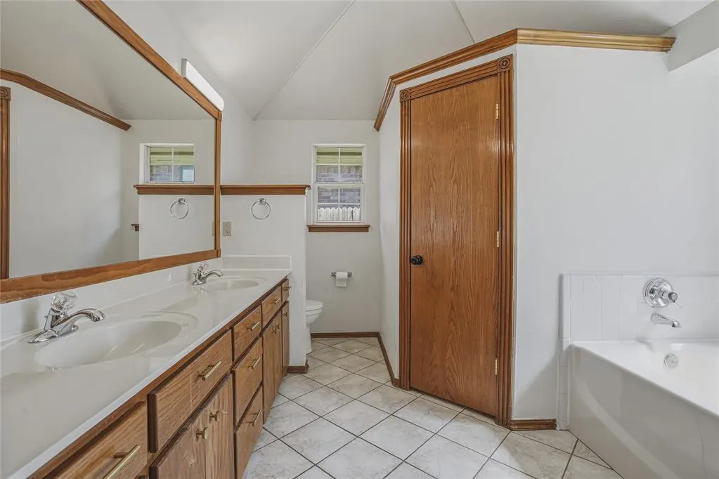 Photo 28 — 8316 Megan Drive, Oklahoma City, OK 73135
