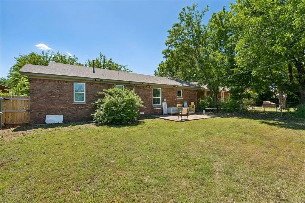 Photo 37 — 3033 NW 70 Street, Oklahoma City, OK 73116