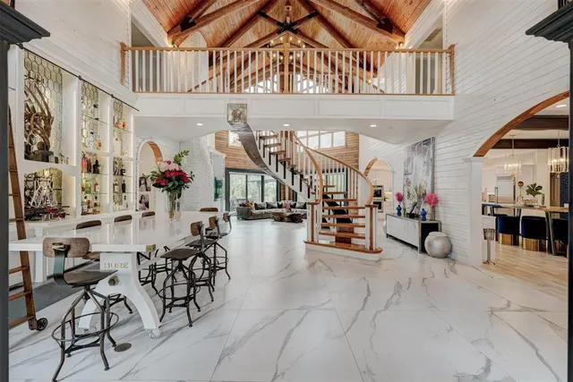 Photo 3 — 5616 New Canaan Road, Edmond, OK 73034