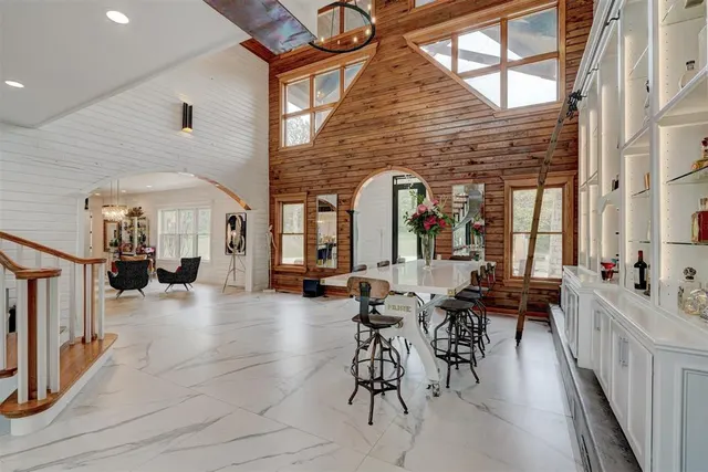 Photo 5 — 5616 New Canaan Road, Edmond, OK 73034