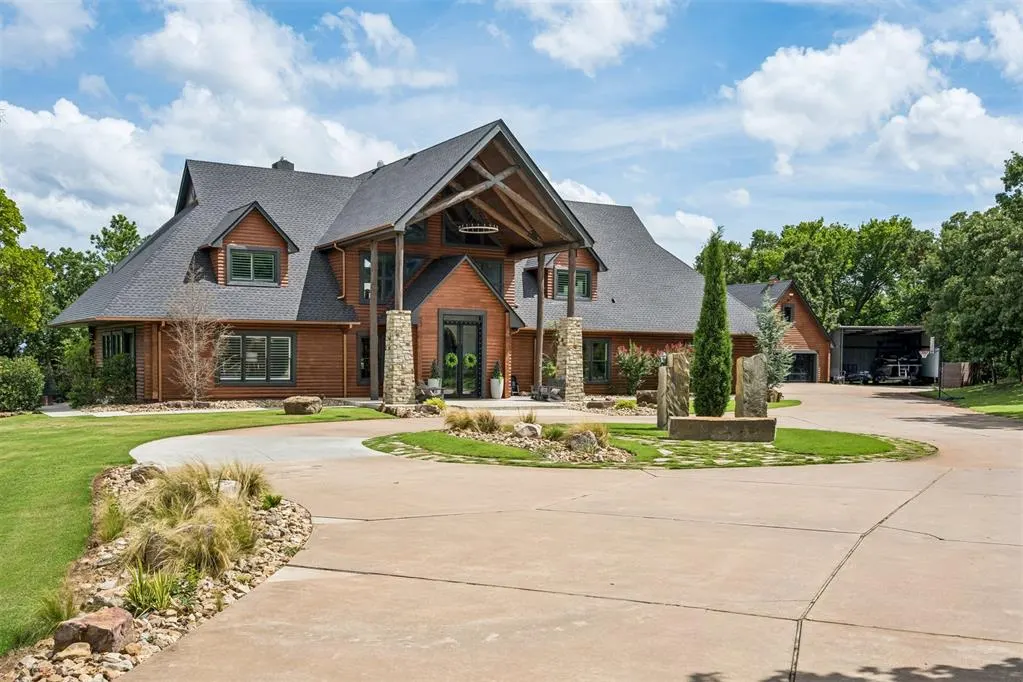 Front exterior — 5616 New Canaan Road, Edmond, OK 73034