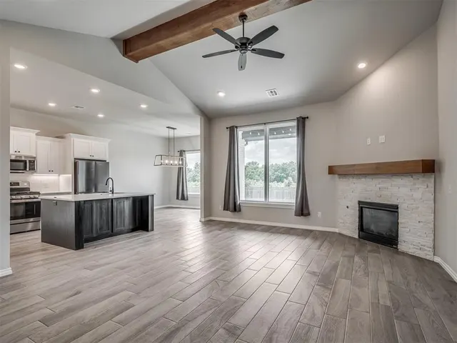 Photo 3 — 603 SW 6th Street, Jones, OK 73049