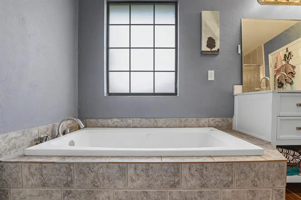 Photo 16 — 810 Tilghman Drive, Chandler, OK 74834