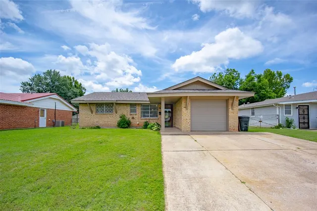 Photo 3 — 620 Mark Drive, Oklahoma City, OK 73115