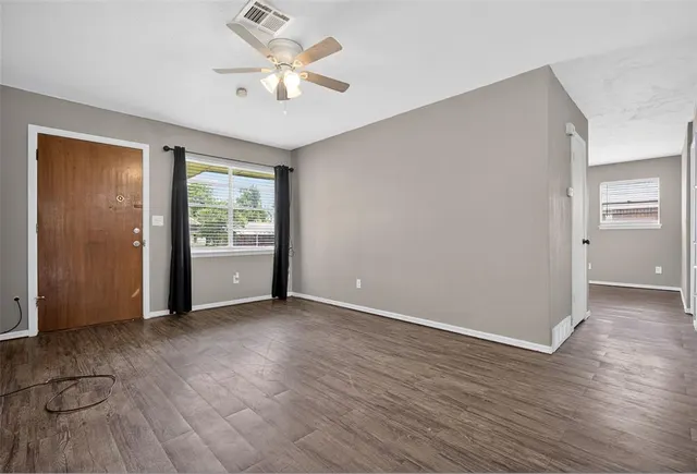 Photo 8 — 620 Mark Drive, Oklahoma City, OK 73115