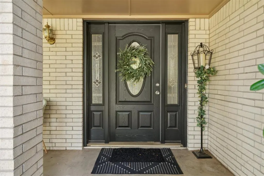 Photo 4 — 8008 NW 27th Street, Bethany, OK 73008