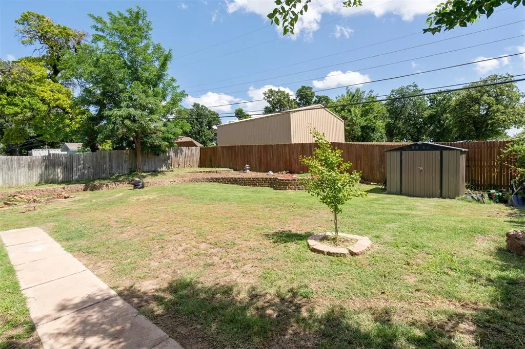 Photo 40 — 8008 NW 27th Street, Bethany, OK 73008