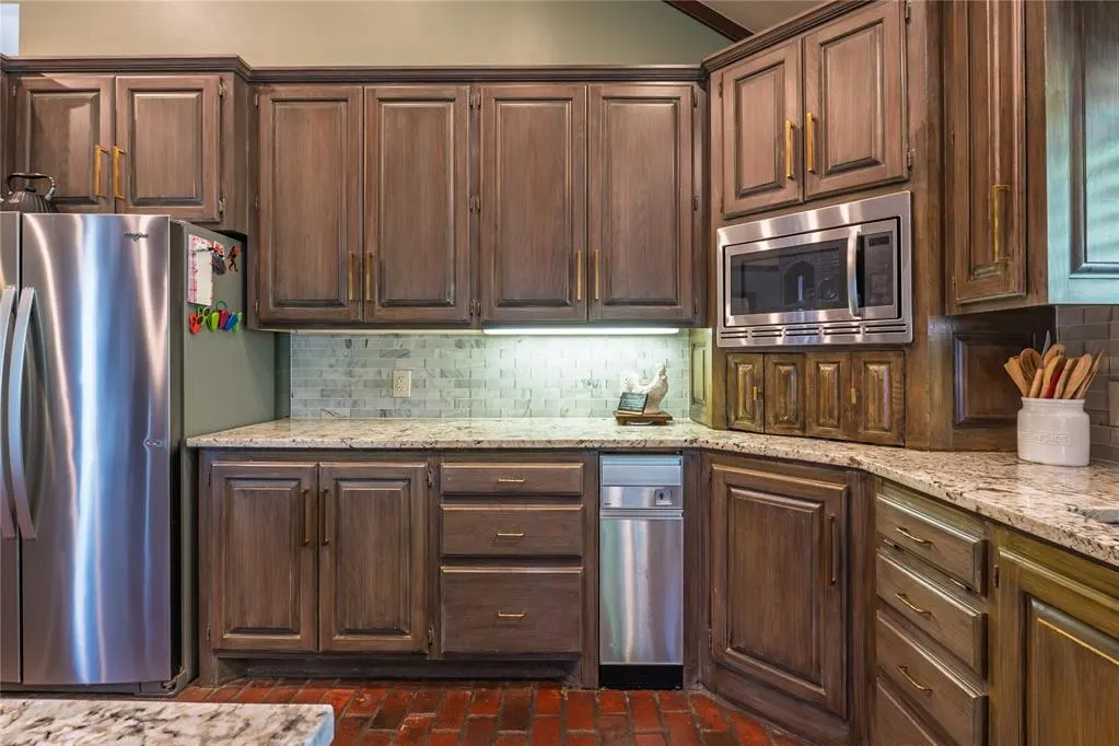 Photo 33 — 503 Lakeside Court, Shawnee, OK 74801