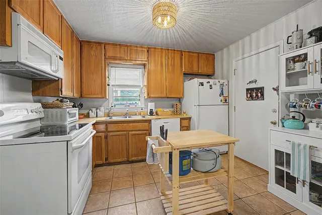 Photo 8 — 4025 NW 31st Street, Oklahoma City, OK 73112