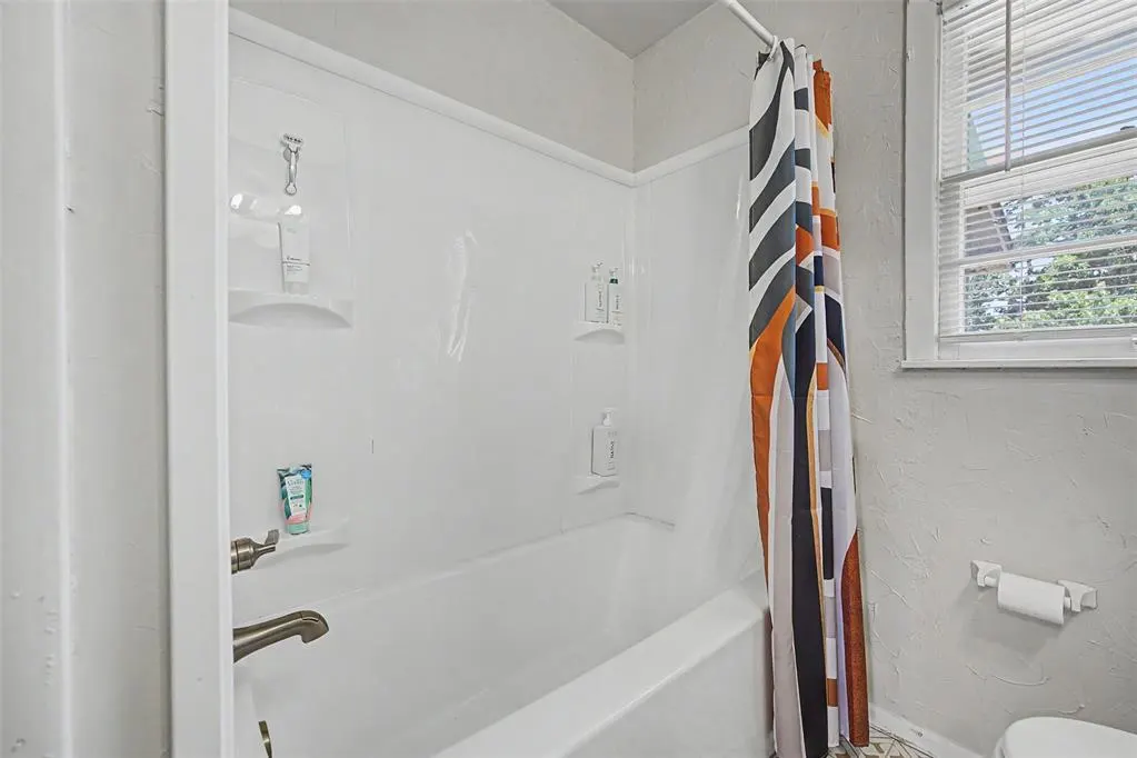 Photo 14 — 4025 NW 31st Street, Oklahoma City, OK 73112