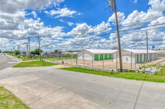Photo 2 — 8125 W Britton Road, Oklahoma City, OK 73132