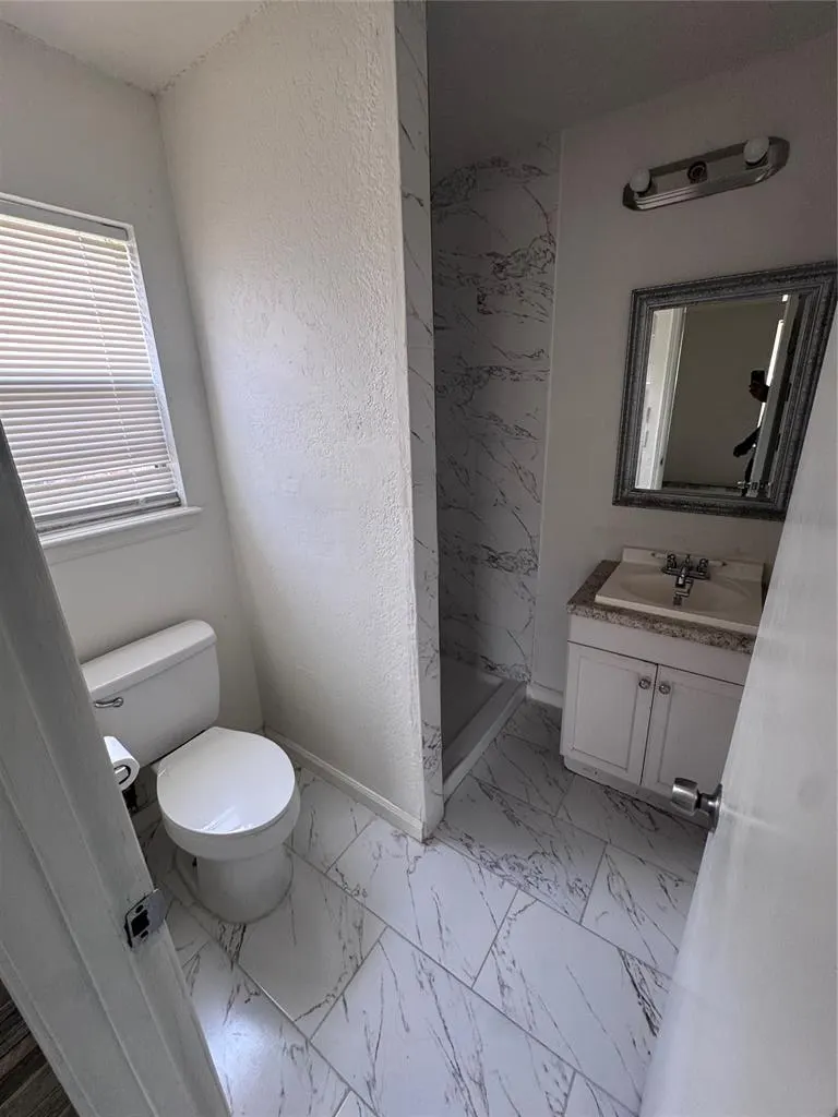Photo 5 — 2220 Warrior Circle, Oklahoma City, OK 73121