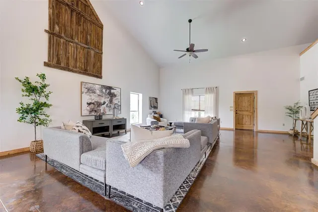 Photo 7 — 8745 E Prairie Grove Road, Guthrie, OK 73044