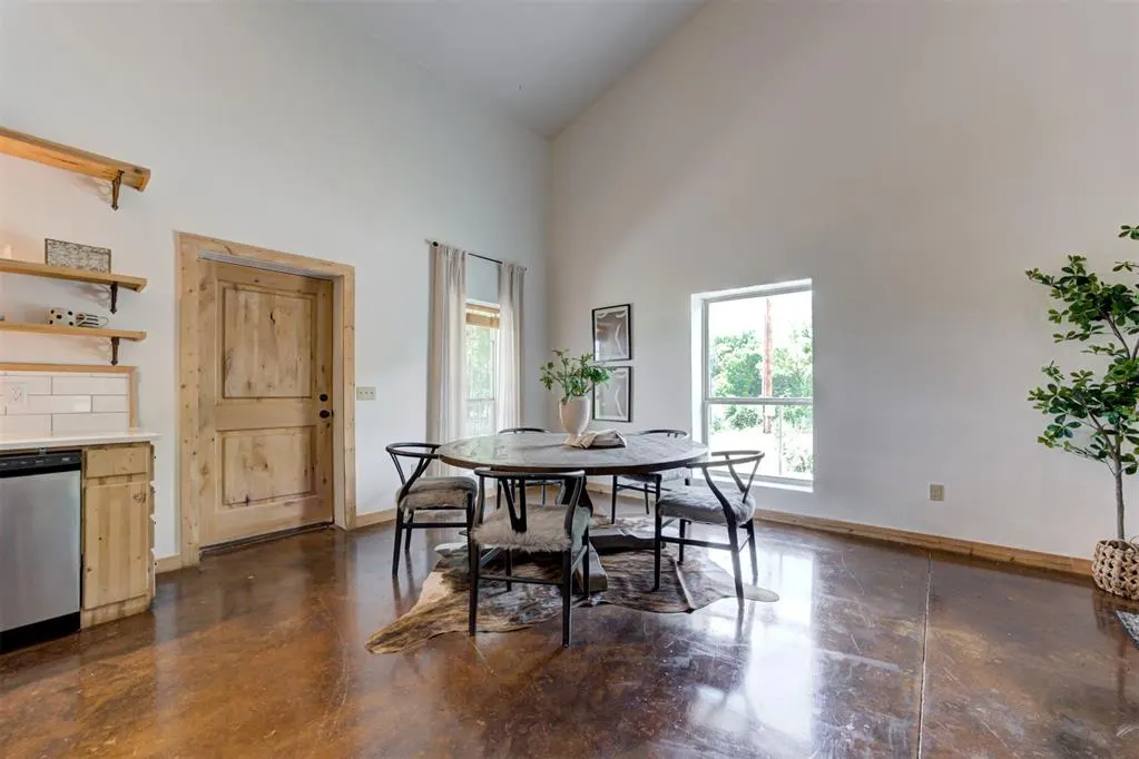 Photo 8 — 8745 E Prairie Grove Road, Guthrie, OK 73044