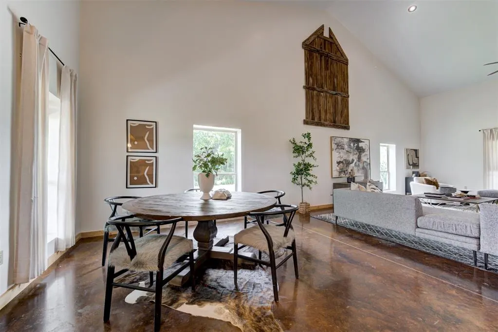 Photo 9 — 8745 E Prairie Grove Road, Guthrie, OK 73044