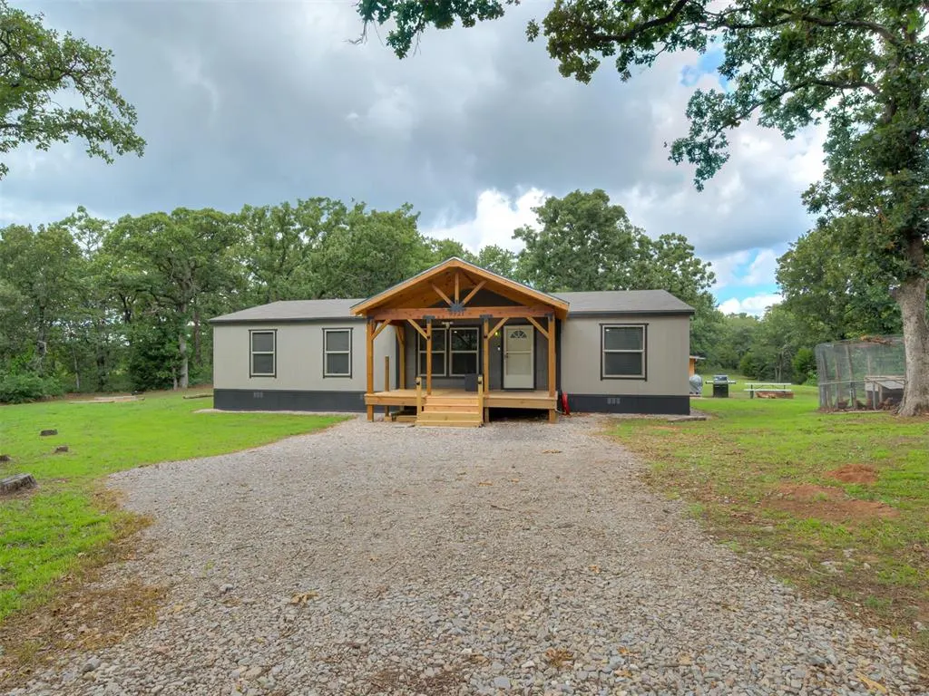 Photo 2 — 9921 Aberdeen Street, Lexington, OK 73051