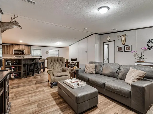 Photo 8 — 9921 Aberdeen Street, Lexington, OK 73051