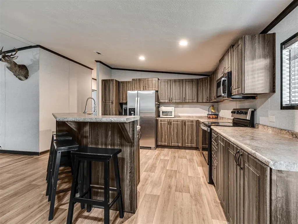 Photo 10 — 9921 Aberdeen Street, Lexington, OK 73051