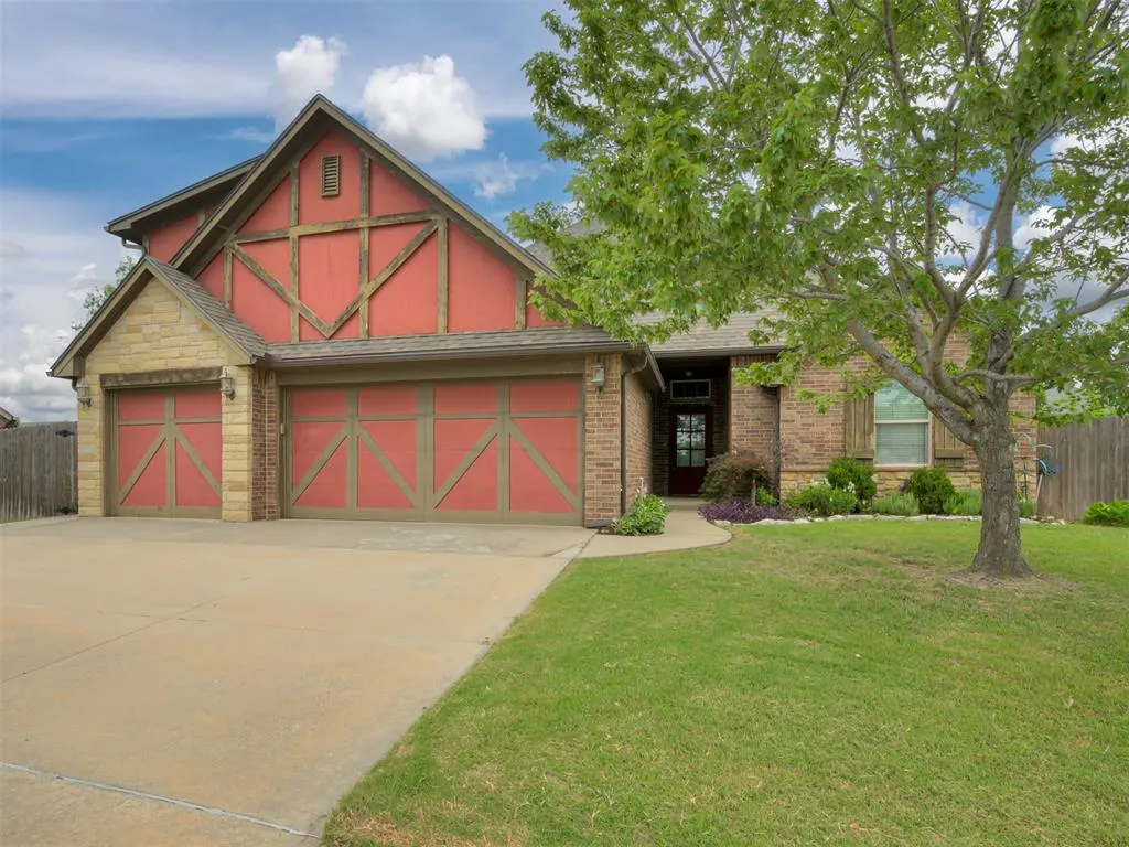 Photo 2 — 17401 Murcielago Court, Oklahoma City, OK 73170