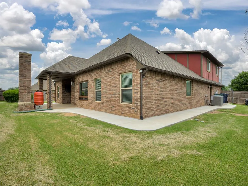 Photo 37 — 17401 Murcielago Court, Oklahoma City, OK 73170
