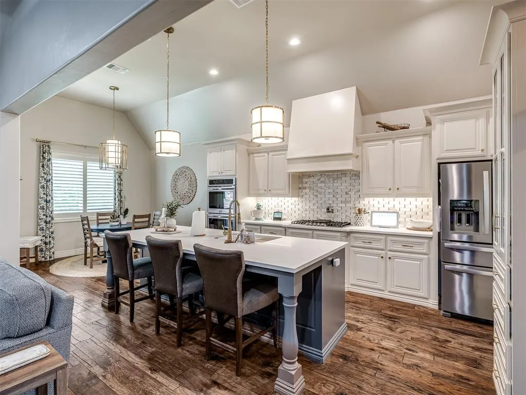 Photo 2 — 2417 Semillon Way, Edmond, OK 73012