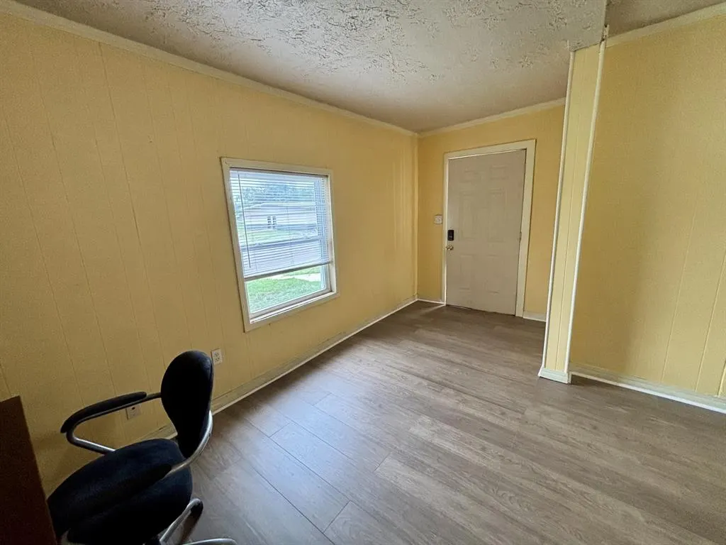 Photo 6 — 703 W B Avenue, Elk City, OK 73644