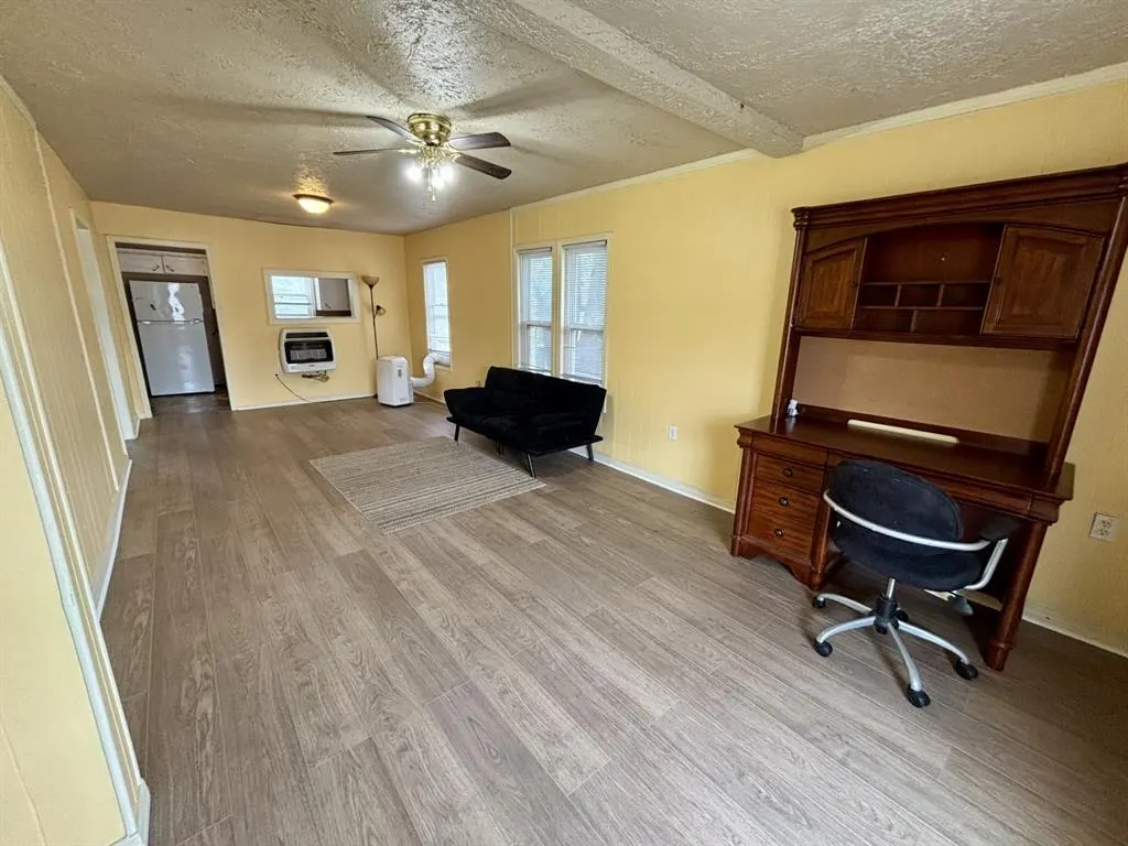 Photo 7 — 703 W B Avenue, Elk City, OK 73644