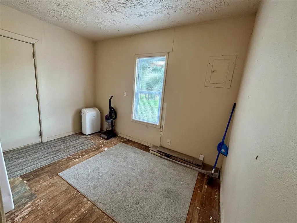Photo 17 — 703 W B Avenue, Elk City, OK 73644