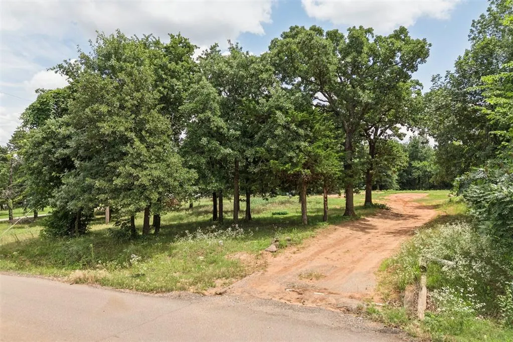 Photo 2 — Address unavailable, Harrah, OK 73045