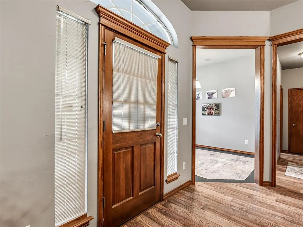 Photo 9 — 24201 E Waterloo Road, Luther, OK 73054