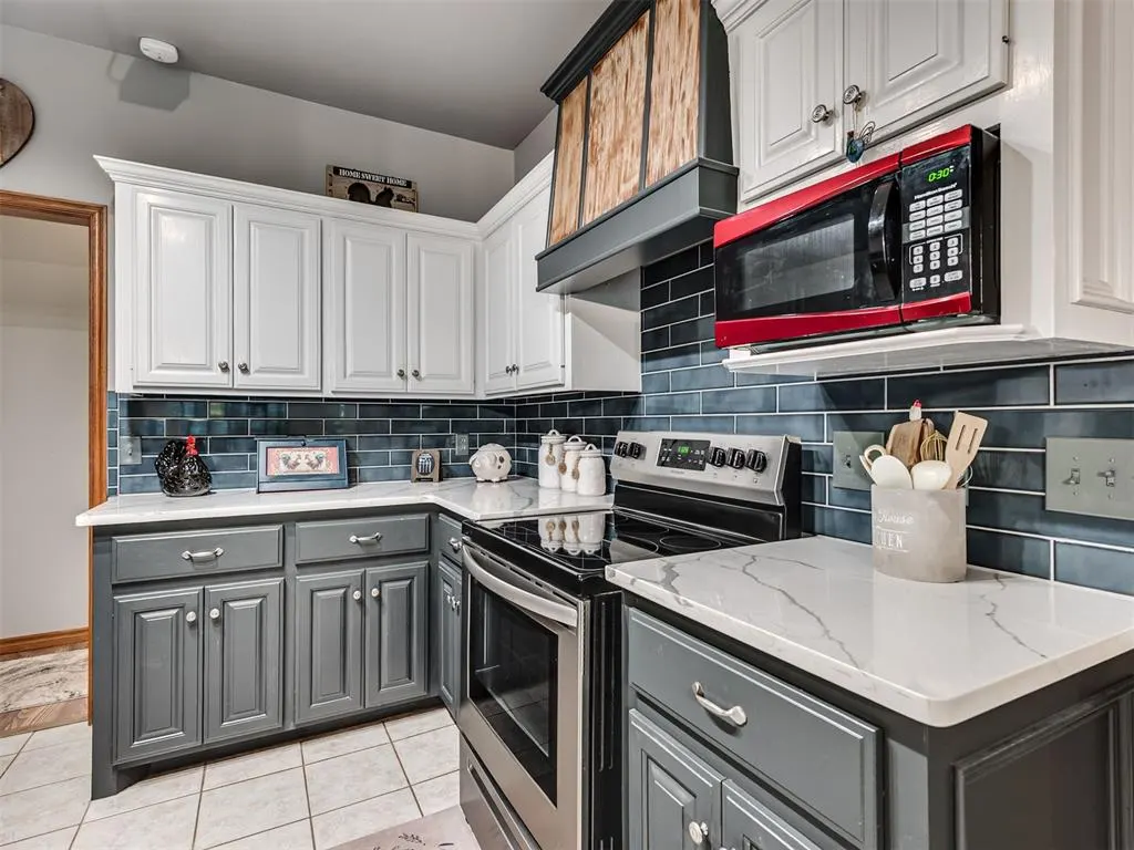 Photo 16 — 24201 E Waterloo Road, Luther, OK 73054