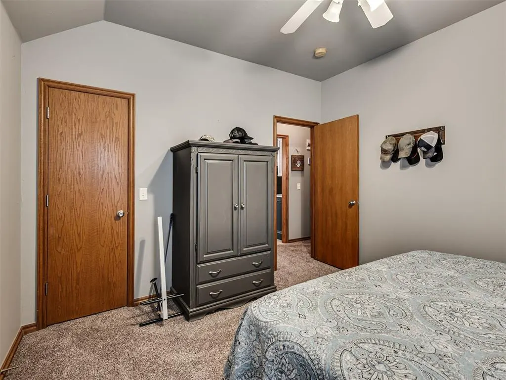 Photo 30 — 24201 E Waterloo Road, Luther, OK 73054