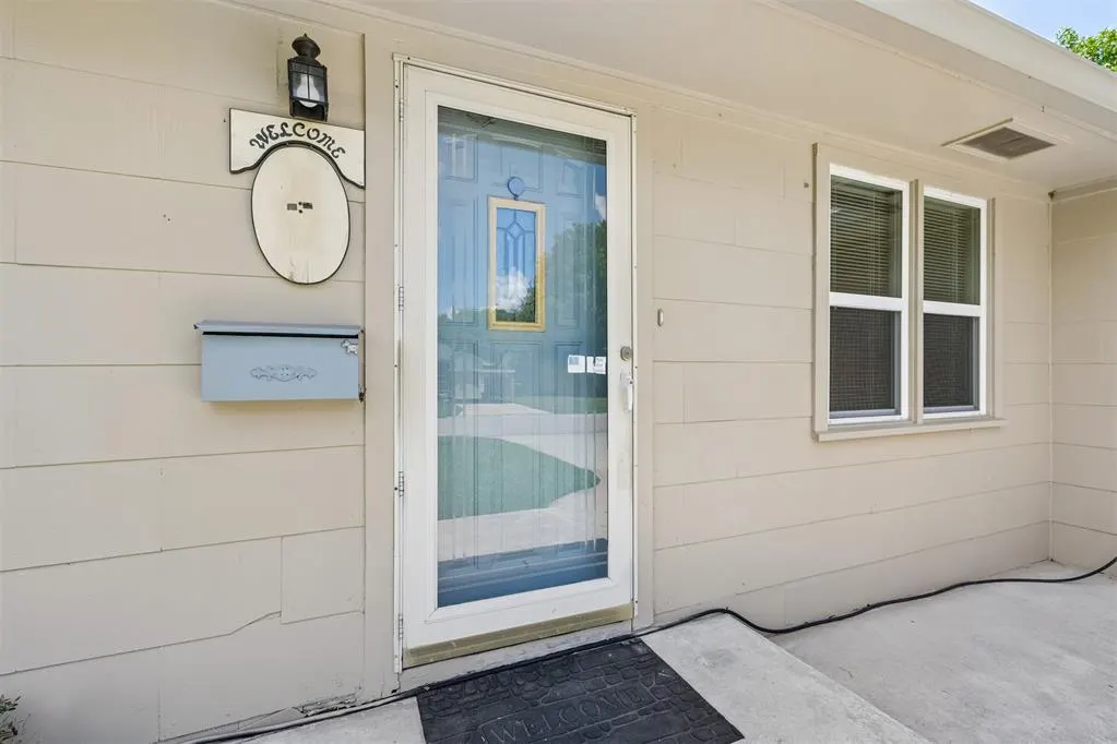 Photo 11 — 706 Elizabeth Drive, Ardmore, OK 73401